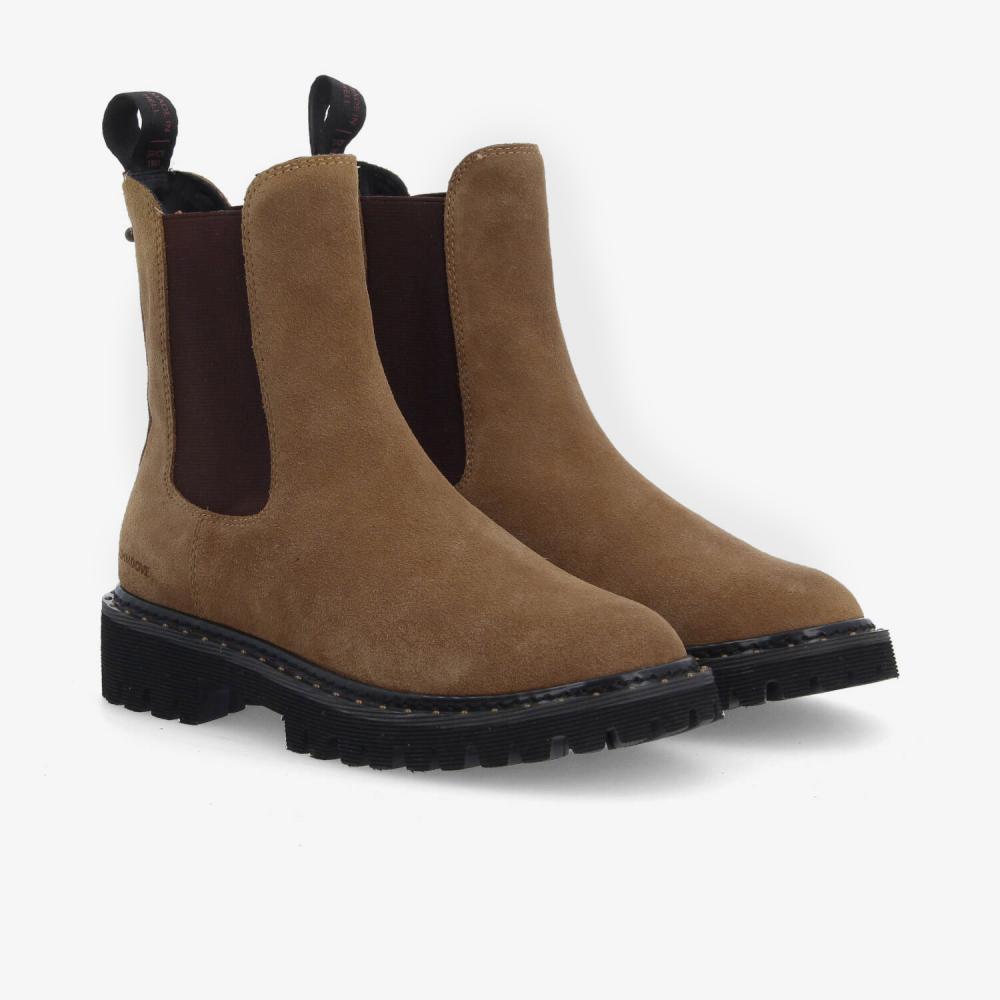 SCHMOOVE — mysen-chelsea-w-suede-camel