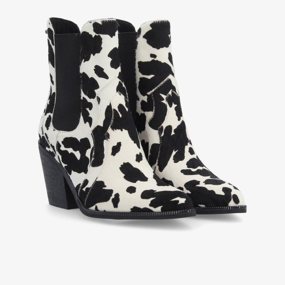 SCHMOOVE — leonie-chelsea-w-pony-cow-blanc-noir
