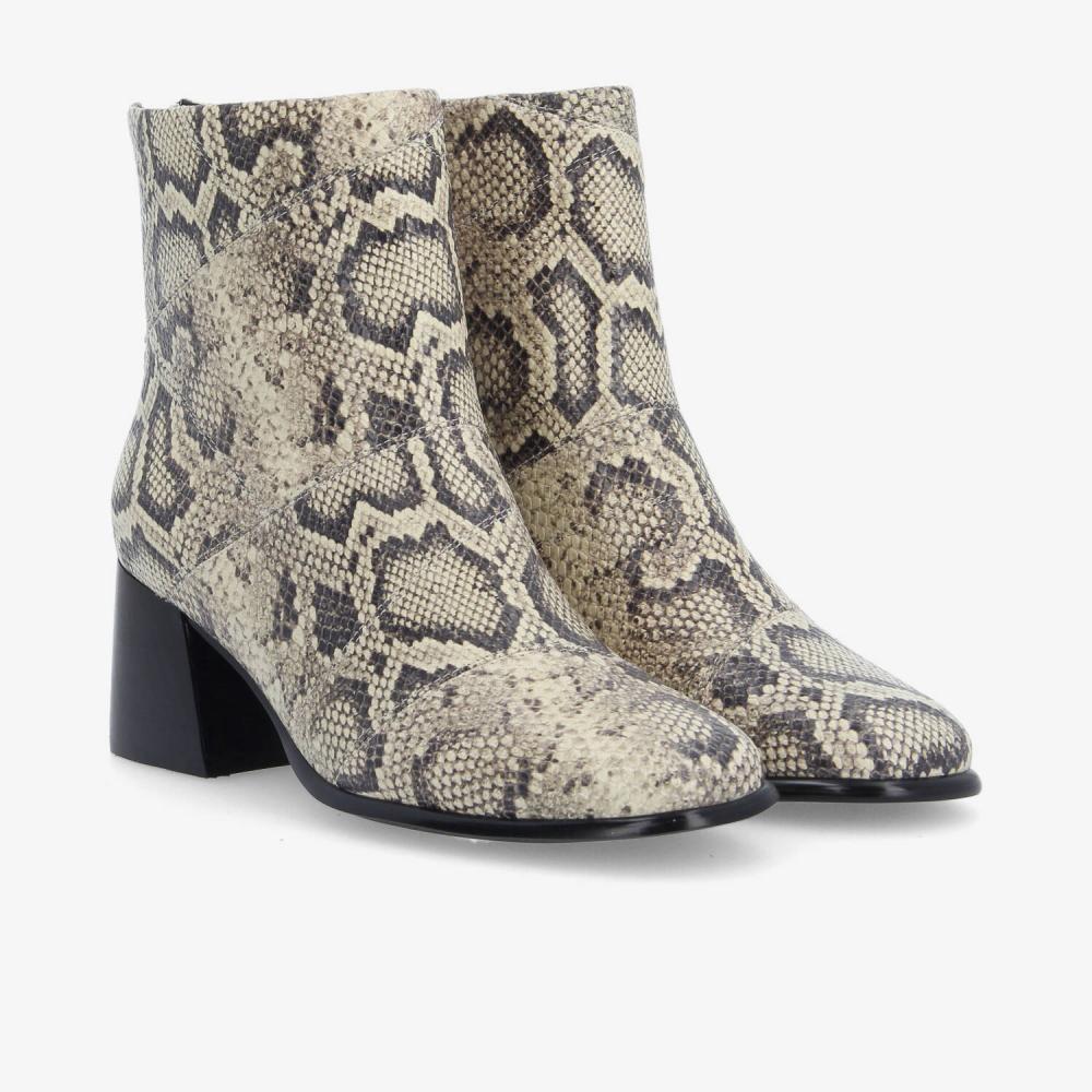 SCHMOOVE — skara-patch-boots-w-print-python-beige